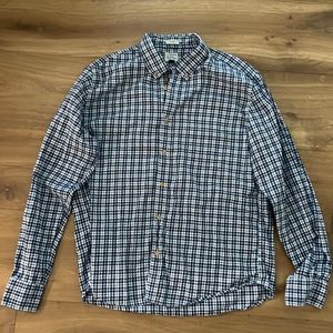 J Crew XL Slim fit Men’s 100 percent cotton shirt Navy patterned very soft